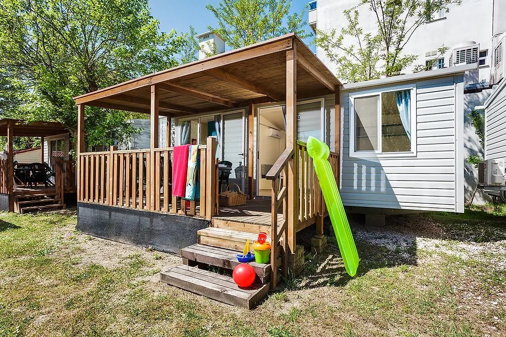 Camping Maximum Hotel Rimini Italië